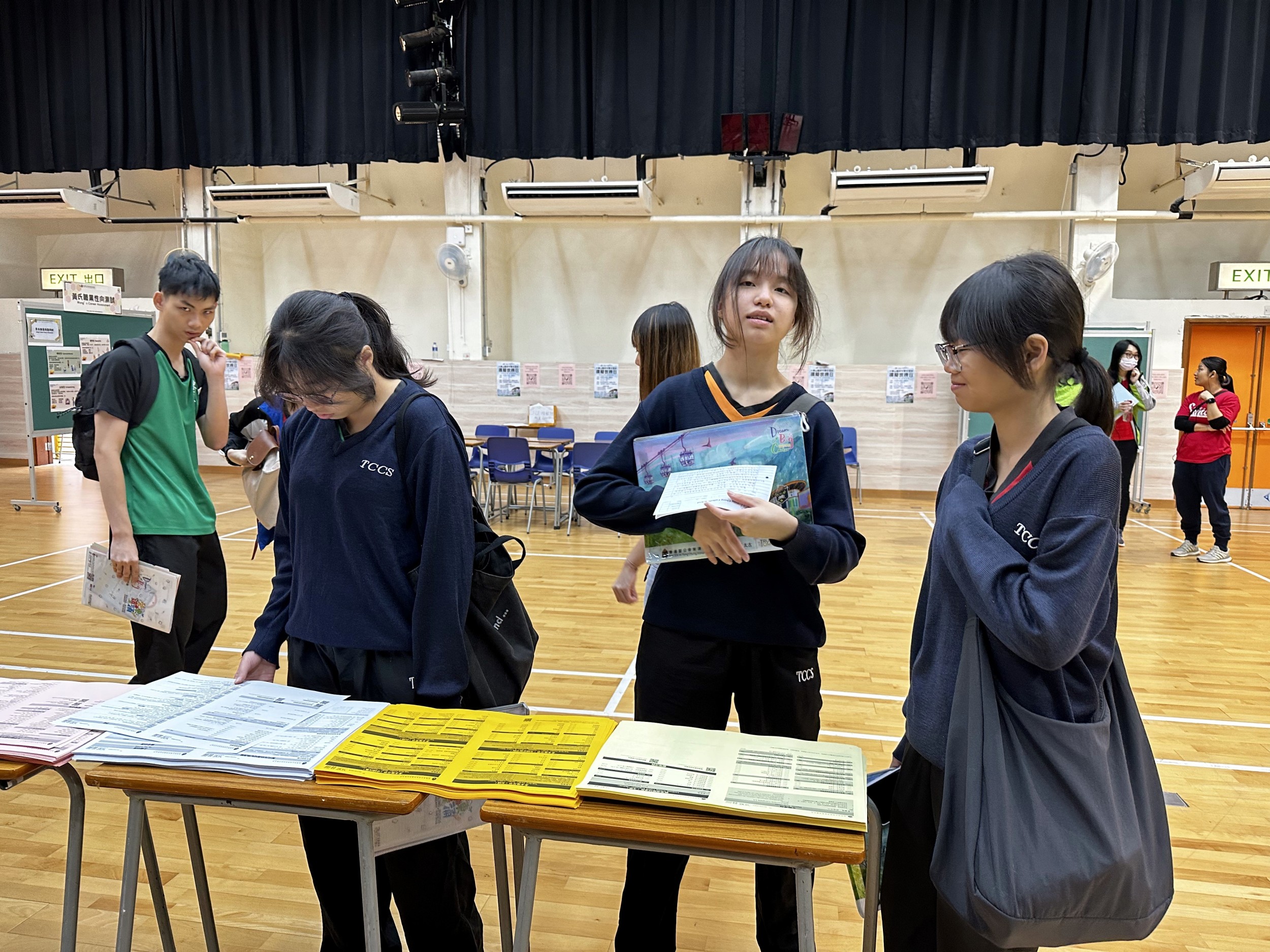 Index of /public/storage/f